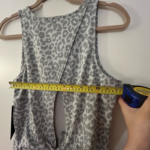 Leopard Pattern Tie Back Tank Top - Picture 7 of 7